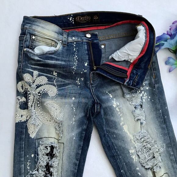 Dereon NWOT Distressed Metal Studs Skinny Jeans Juniors/Women Various - Picture 7 of 12